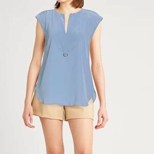 Brunello Cucinelli Sleeveless Silk Top w/ D-Ring Neckline – Size Medium